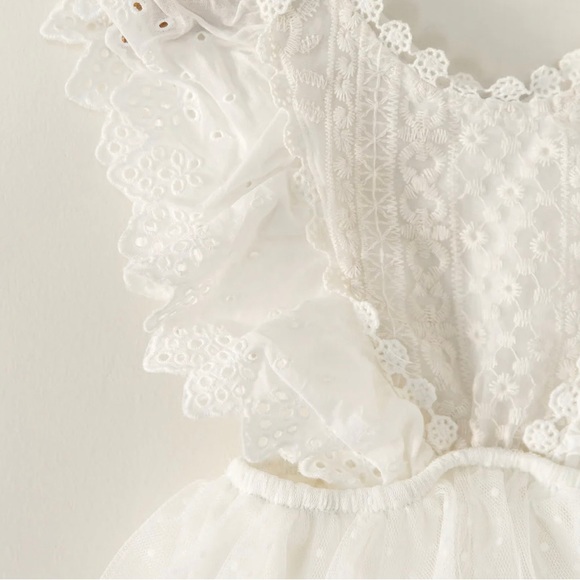 Beautiful Scalloped Romper for baby - Picture 2 of 7